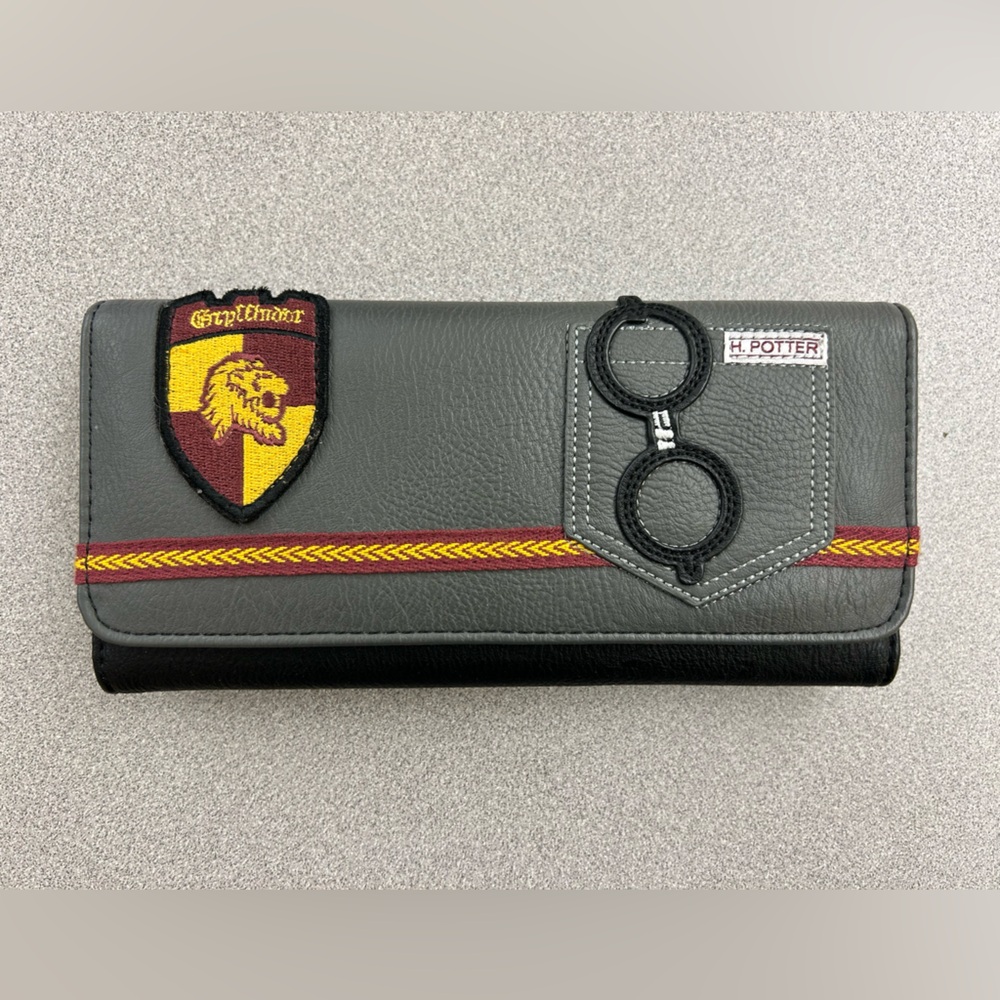 Loungefly Gryffindor Wallet
